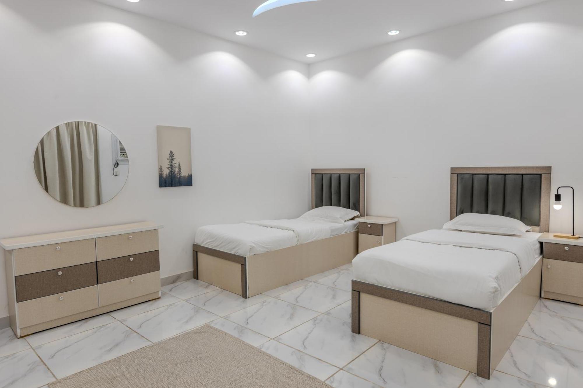 Luxurious Family 3 Bedroom Apartments 10 Mins Drive To Al-Masjid Nabawi - Nozol Noor 1 Medina Exterior photo