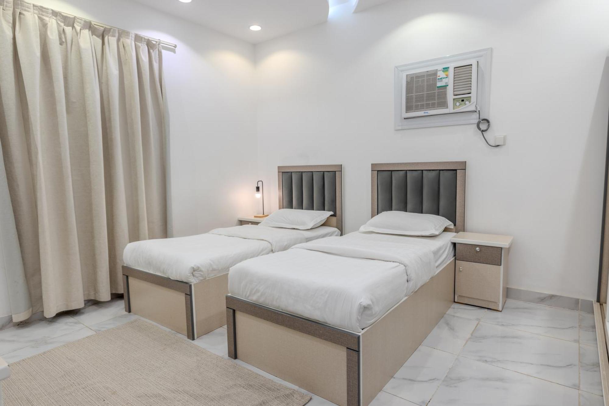 Luxurious Family 3 Bedroom Apartments 10 Mins Drive To Al-Masjid Nabawi - Nozol Noor 1 Medina Exterior photo